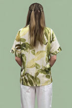 Load image into Gallery viewer, Short Sleeve Nature Button Down Shirt

