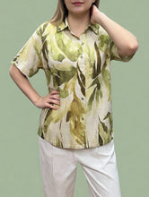 Load image into Gallery viewer, Short Sleeve Nature Button Down Shirt

