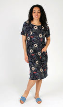 Load image into Gallery viewer, Floral S/S Dress w/Pkts
