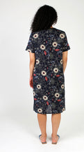Load image into Gallery viewer, Floral S/S Dress w/Pkts
