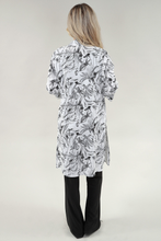 Load image into Gallery viewer, 3/4 Sleeve Cardigan in Ivory &amp; Black Linen Botanical Print
