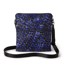 Load image into Gallery viewer, Go Bagg With RFID Phone Wristlet
