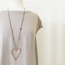 Load image into Gallery viewer, Metallic Heart Adjustable Necklace- Assorted Metals #013
